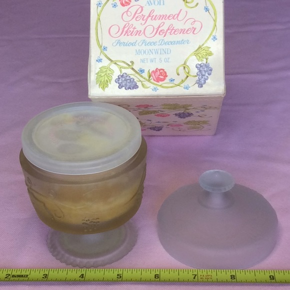 FINAL SALE PRICE Vintage Avon Collectible Candle & Decanter - Picture 6 of 6